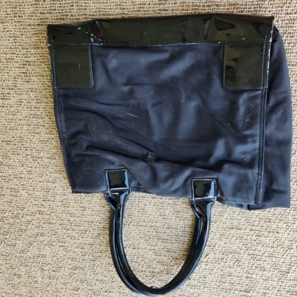 Tory Burch Small Ella Patent Tote Bag Black Logo - fair condition selling AS IS - Picture 6 of 7